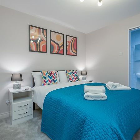 Staybynumbers - Belfast City Centre - 3 Bed, 3 Bathroom & Parking Εξωτερικό φωτογραφία