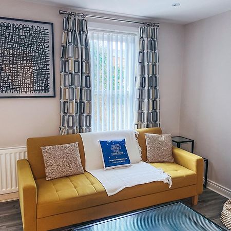 Staybynumbers - Belfast City Centre - 3 Bed, 3 Bathroom & Parking Εξωτερικό φωτογραφία
