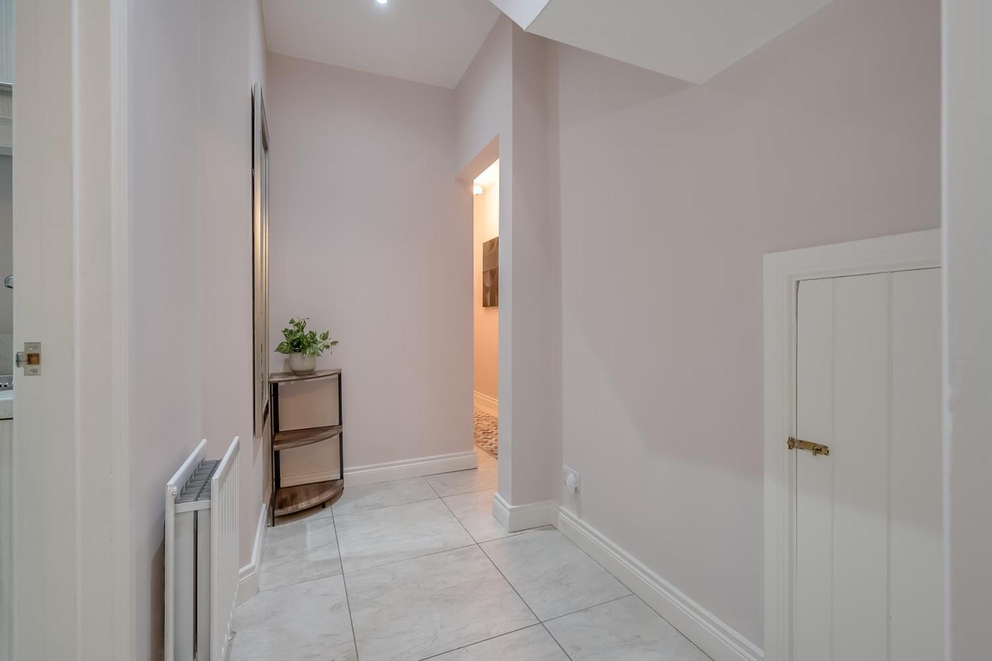 Staybynumbers - Belfast City Centre - 3 Bed, 3 Bathroom & Parking Εξωτερικό φωτογραφία