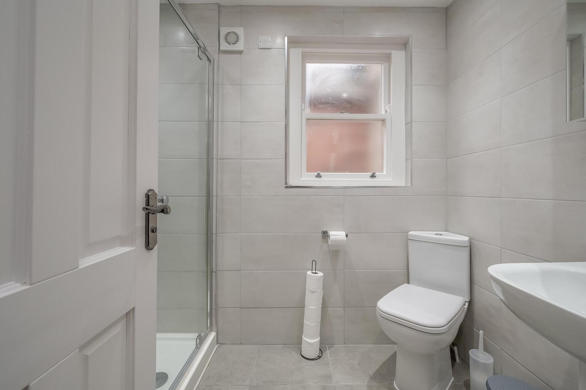 Staybynumbers - Belfast City Centre - 3 Bed, 3 Bathroom & Parking Εξωτερικό φωτογραφία